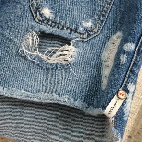 ONE X One Teaspoon Le Cat Distressed Denim Mini Skirt - Picture 3 of 11
